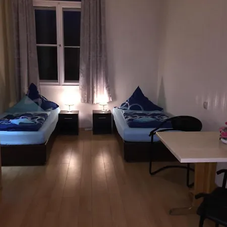 Zimmerfrei-dresden Mit Bad-minikuche Self Check In 24-7 Drážďany