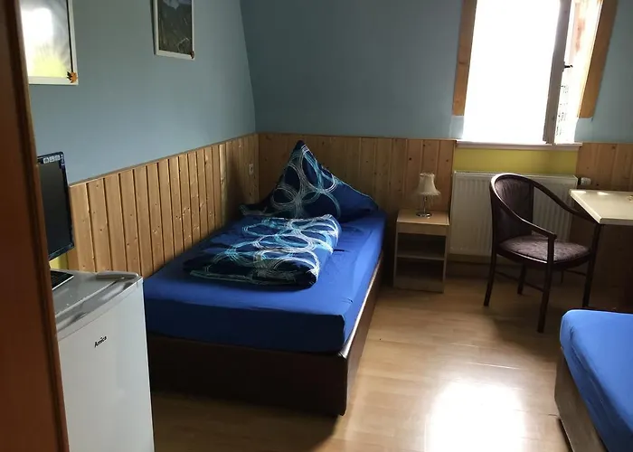 Monteur-zimmer Dresden, Bad-minikueche, 24-7 Self Check In Hostel