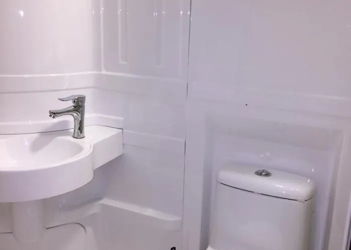 Monteur-zimmer Dresden, Bad-minikueche, 24-7 Self Check In