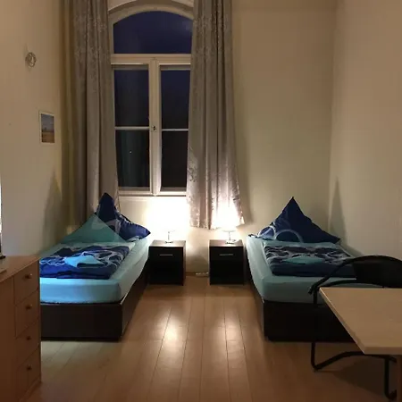 Hostel Zimmerfrei-dresden Mit Bad-miniküche Self Check In 24-7